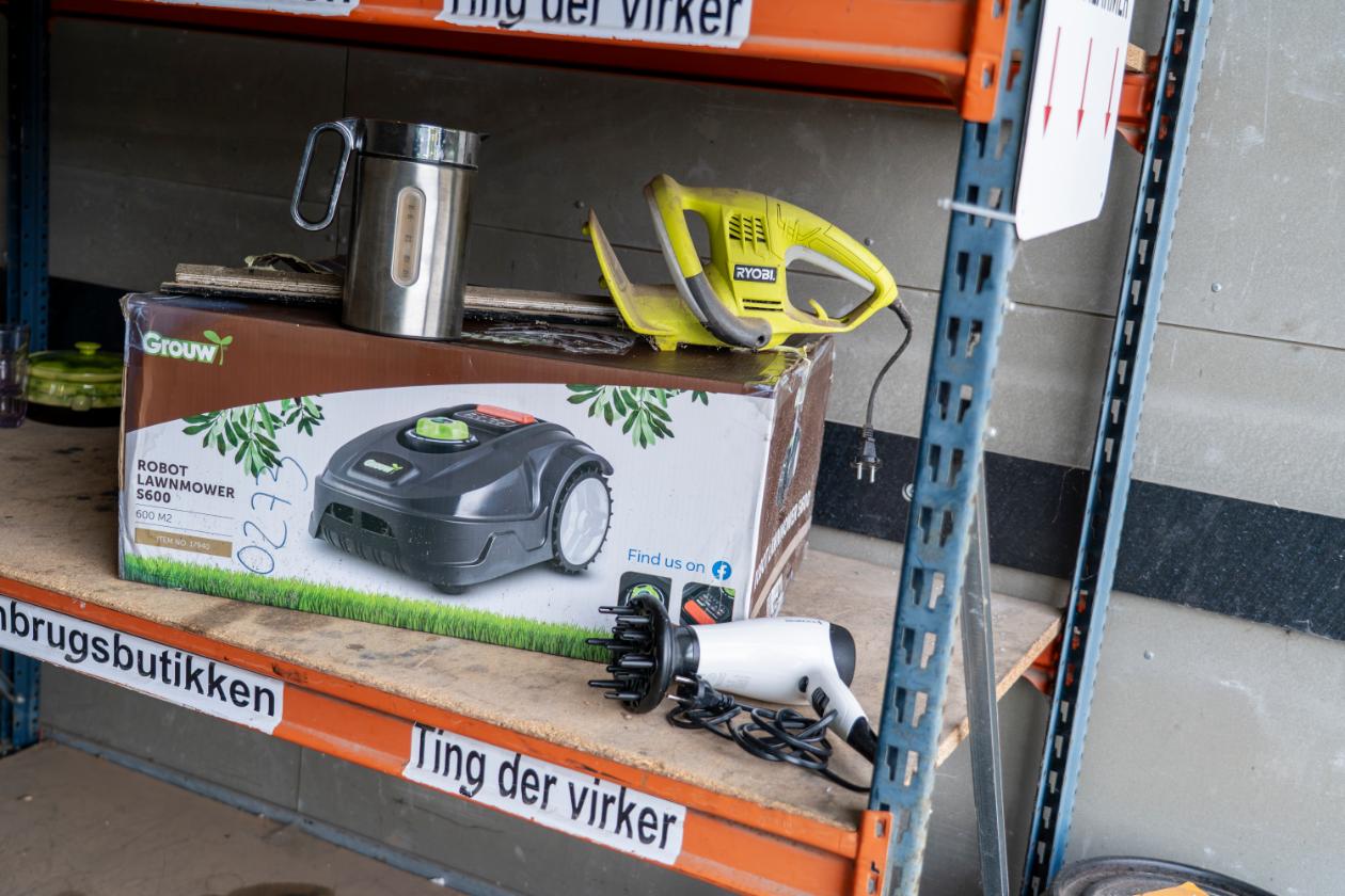 Elektronik, der virker, kan gøre glæde hos en ny ejer. Indleveret elektronik der virker